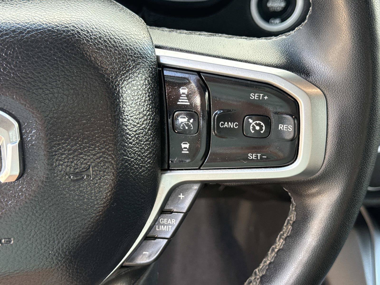 Used 2025 RAM 1500 Big Horn AWD/4WD image 21