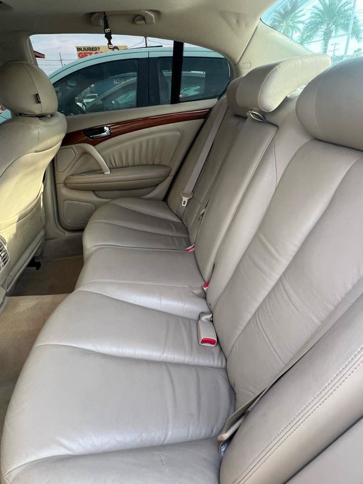 Used 2004 INFINITI Q45 Luxury RWD image 6