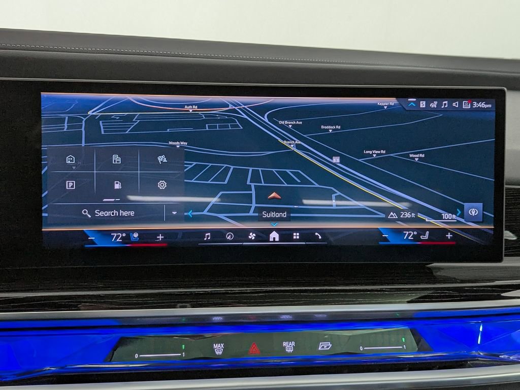 New 2026 BMW 750e xDrive w/ Premium Package AWD/4WD image 21