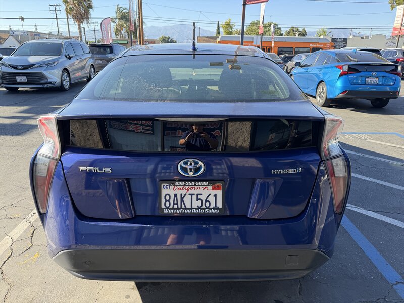 Used 2017 Toyota Prius One FWD image 6