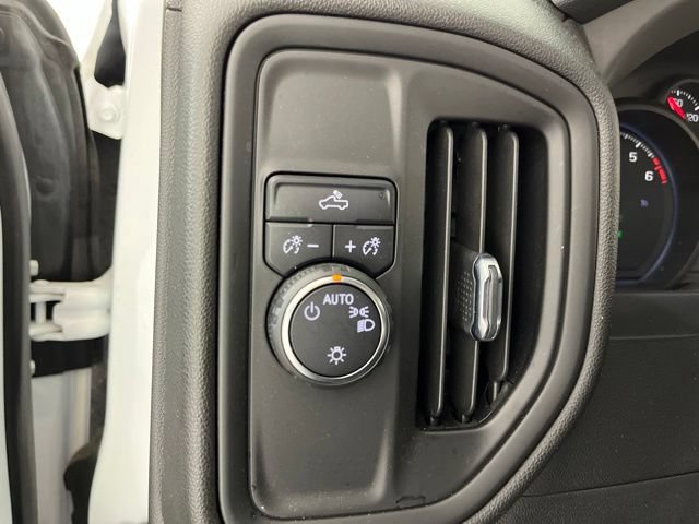 Used 2023 Chevrolet Silverado 1500 Custom RWD image 31