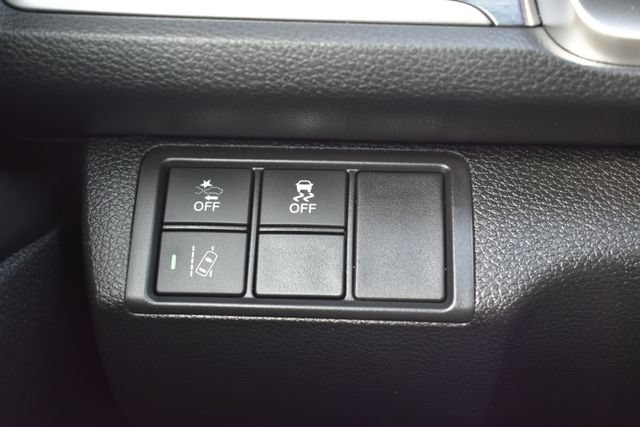 Used 2018 Honda Civic Touring image 20