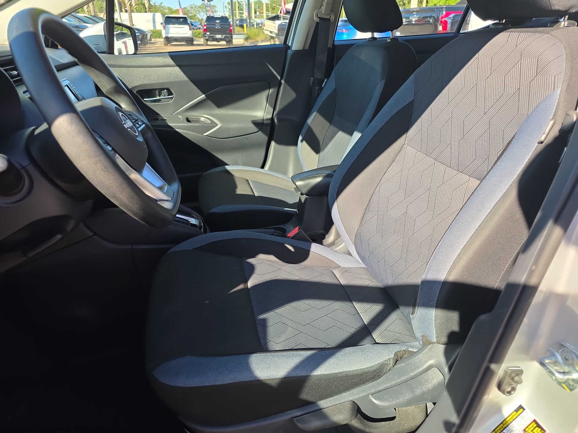 Used 2024 Nissan Versa SV FWD image 19