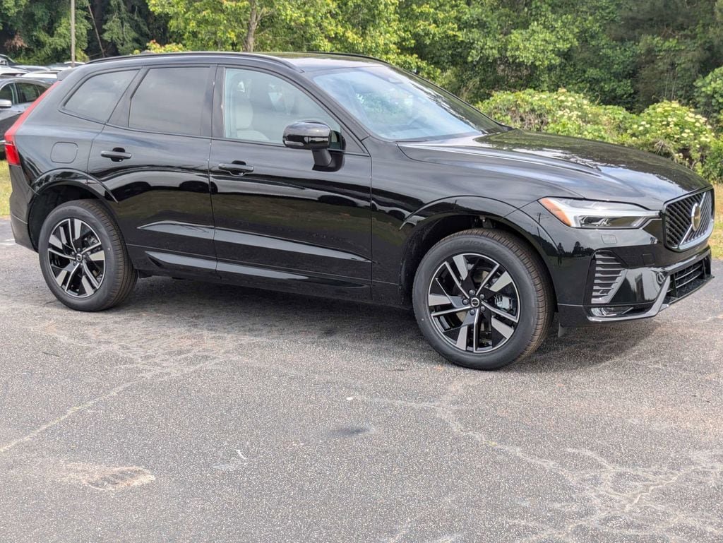 New 2026 Volvo XC60 B5 Core w/ Protection Package Premier AWD/4WD image 8