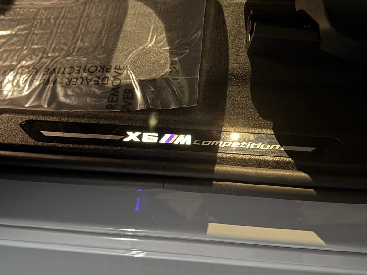 Used 2024 BMW X6 M Competition w/ Executive Package image 14