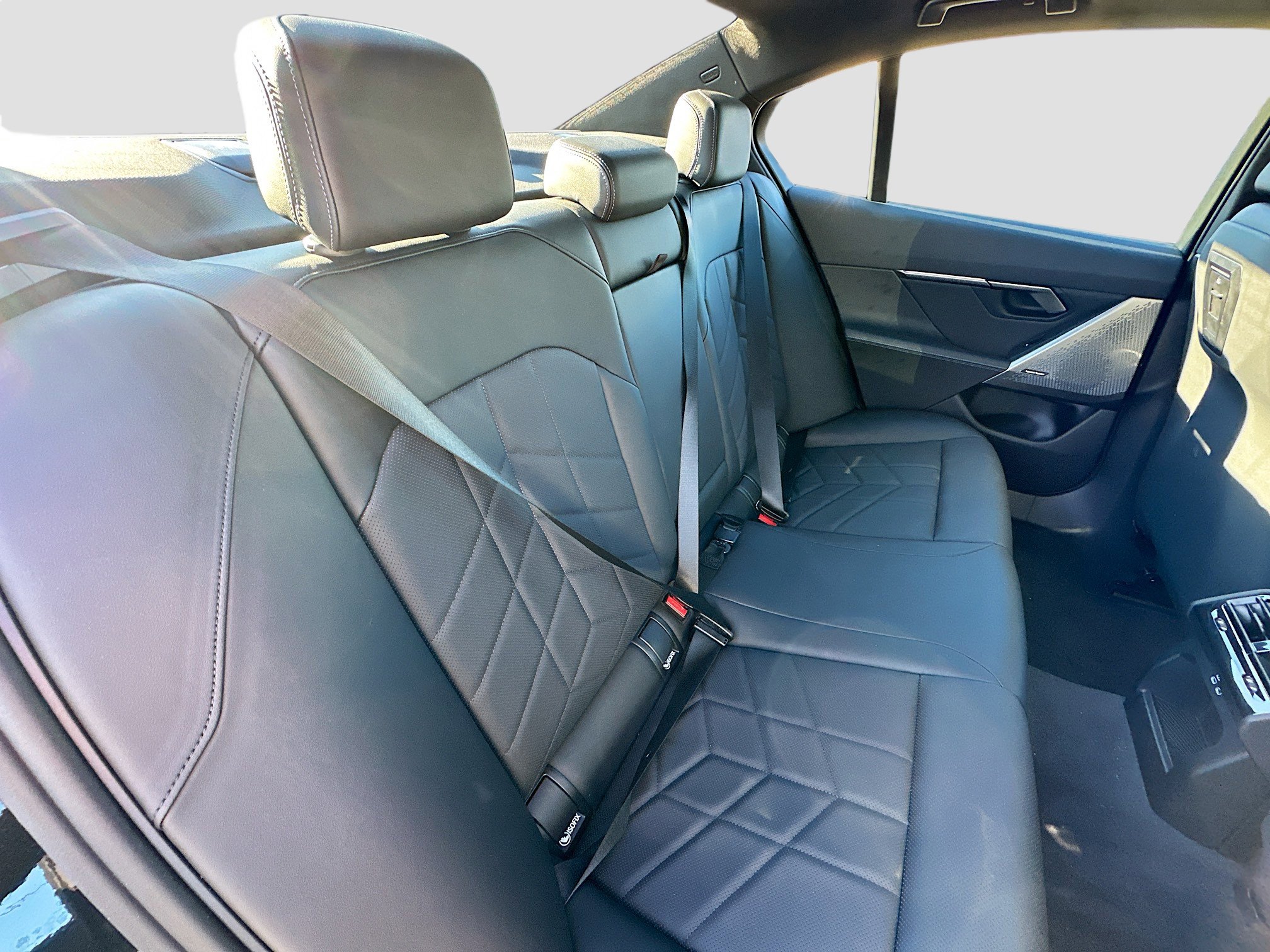 Used 2024 BMW i5 eDrive40i w/ Premium Package image 30