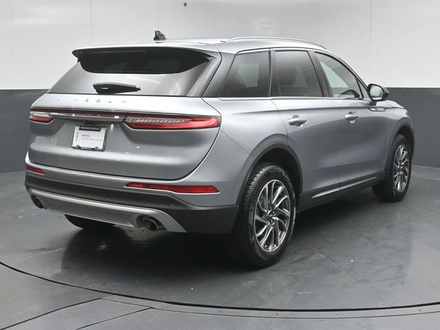 Certified 2022 Lincoln Corsair AWD w/ Equipment Group 101A image 3