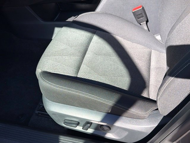 Used 2026 Nissan Rogue SV FWD image 23