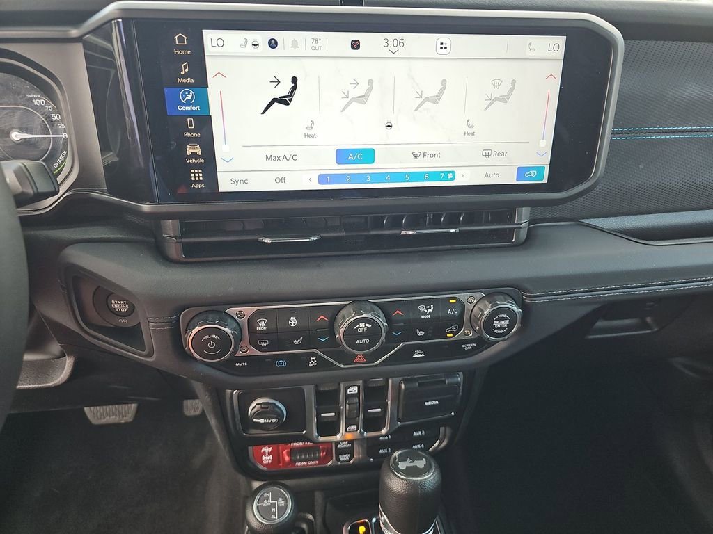 Used 2025 Jeep Wrangler Unlimited Rubicon 4xe w/ Convenience Group image 3