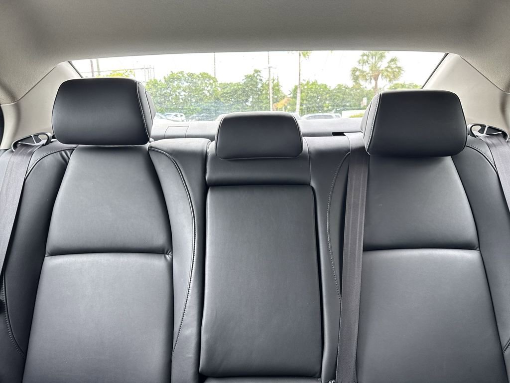 Used 2020 MAZDA MAZDA3 Sedan w/ Select Package FWD image 18