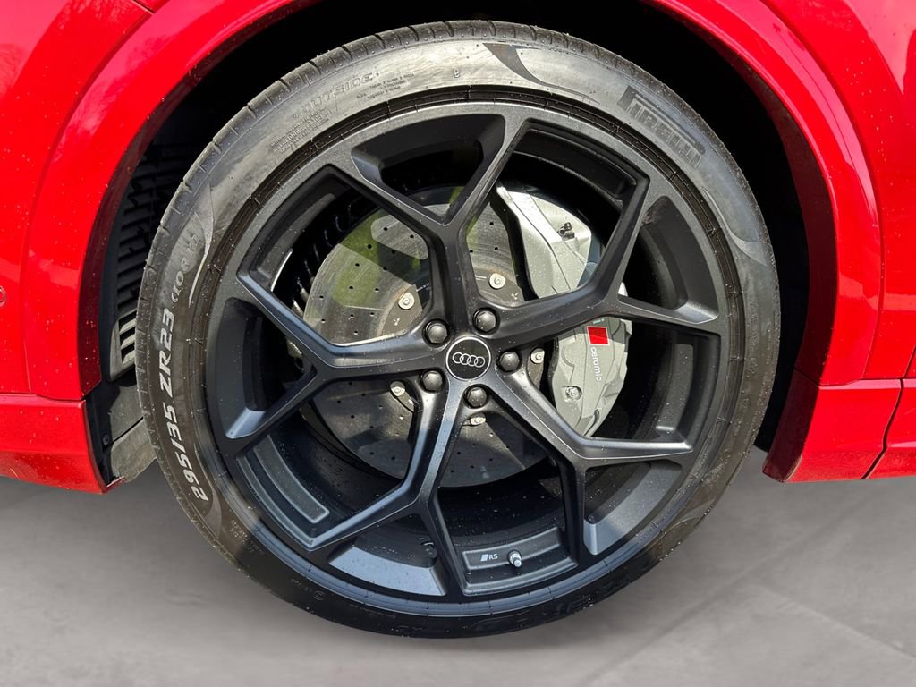 Certified 2025 Audi RS Q8 performance AWD/4WD image 14