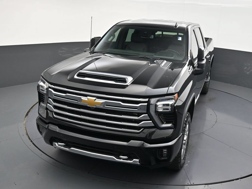 Used 2024 Chevrolet Silverado 2500 High Country w/ High Country Premium Package AWD/4WD image 16