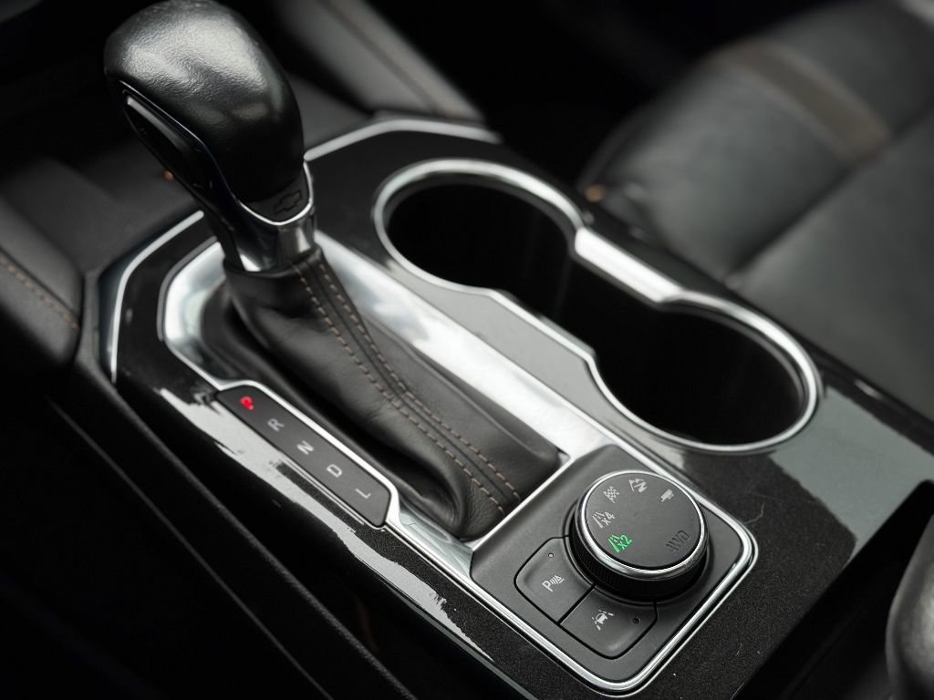 Used 2020 Chevrolet Blazer Premier w/ Driver Confidence II Package image 11