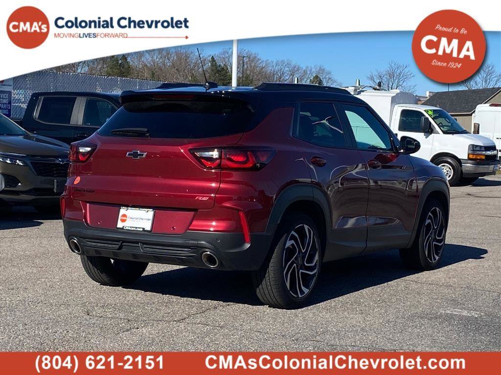 Used 2025 Chevrolet TrailBlazer RS w/ Convenience Package image 3