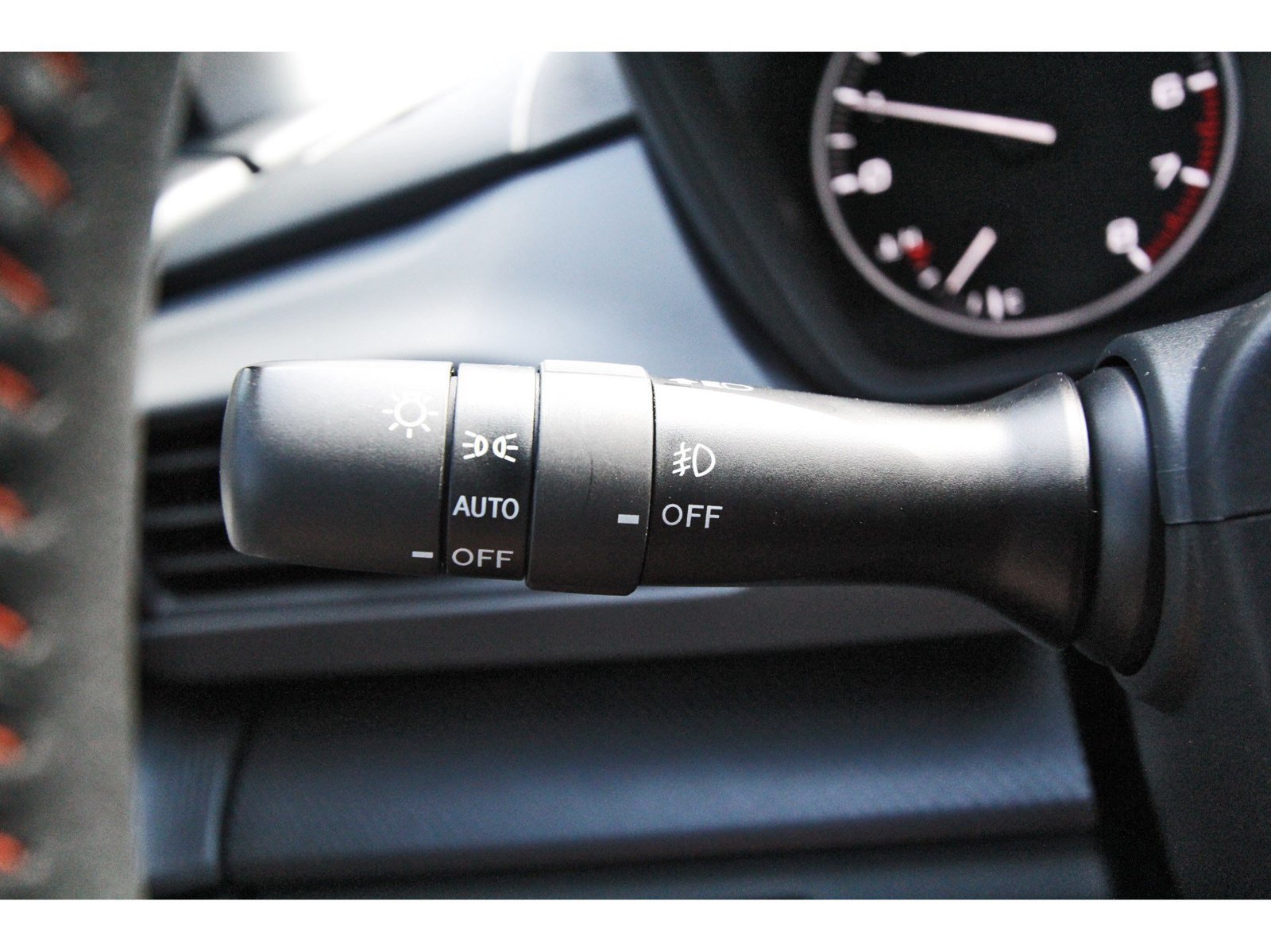 Certified 2025 Subaru Crosstrek 2.5i Limited w/ Crosstrek Mirror Package AWD/4WD image 17