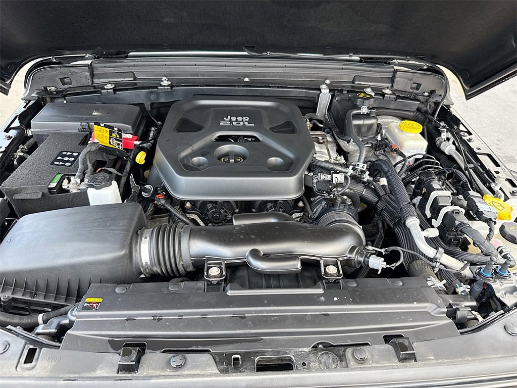 Used 2021 Jeep Wrangler Unlimited Sahara image 34