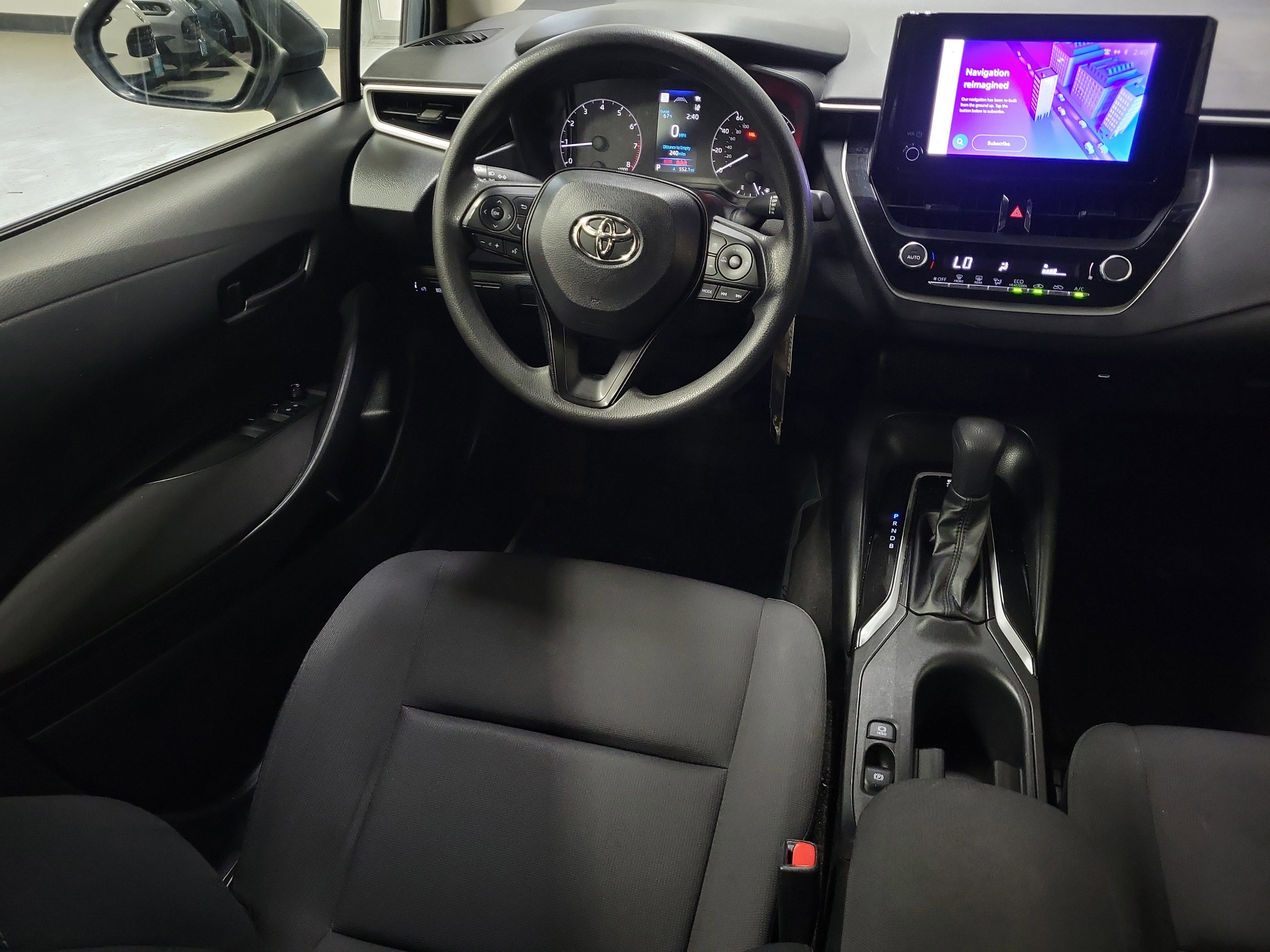 Used 2023 Toyota Corolla LE FWD image 13