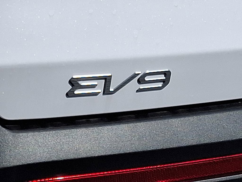 New 2026 Kia EV9 Wind image 21