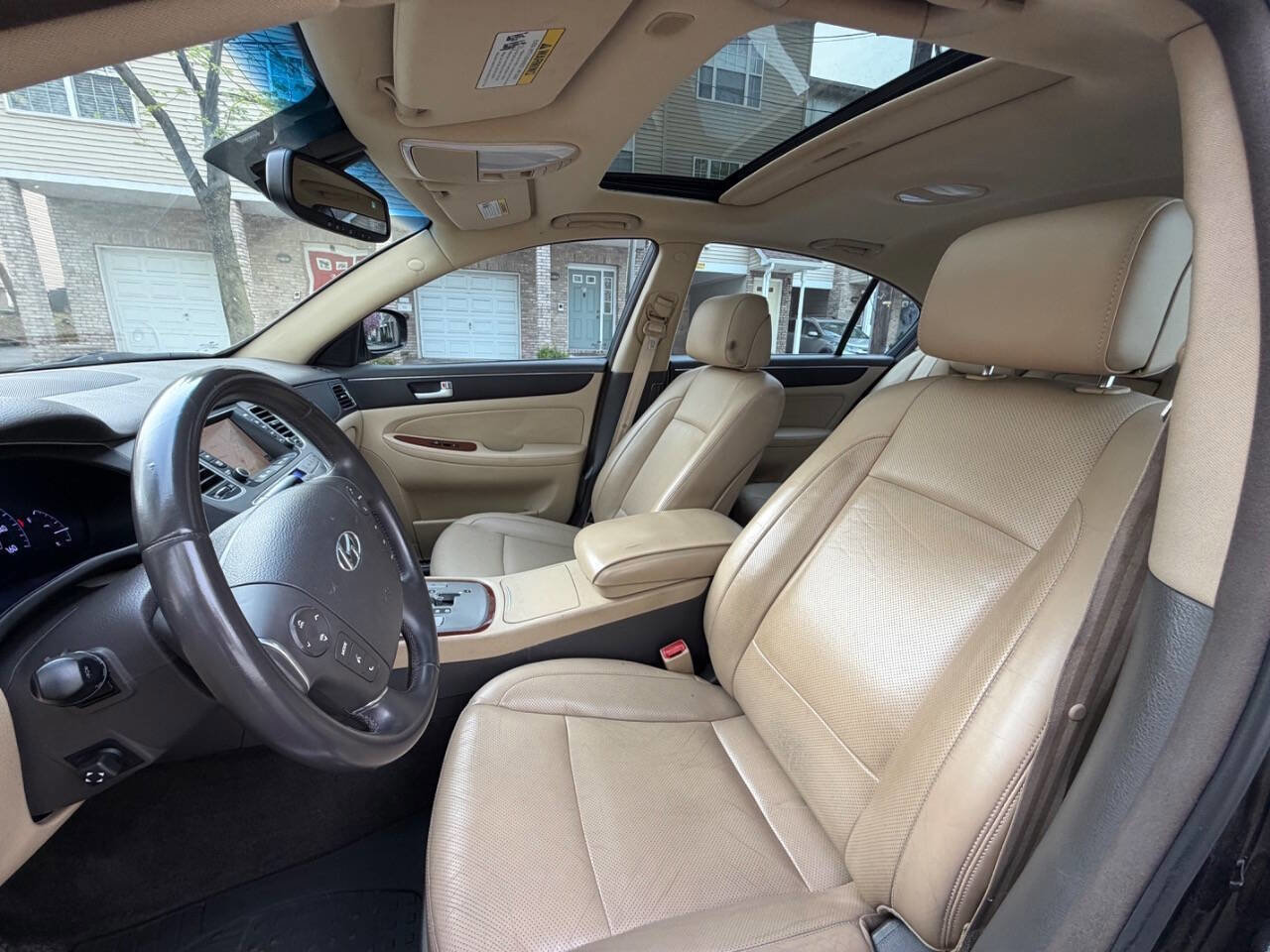Used 2014 Hyundai Genesis 3.8 w/ Premium Package 02 image 9