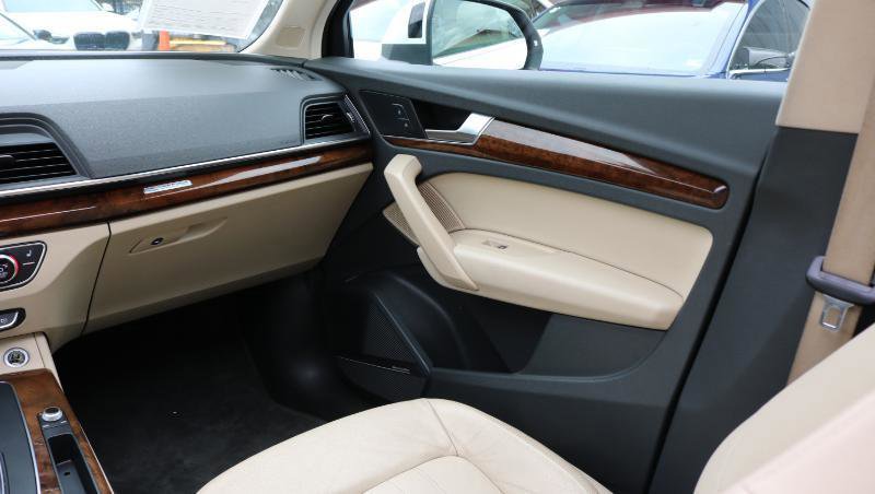 Used 2018 Audi Q5 2.0T Premium Plus w/ Premium Plus Package image 19