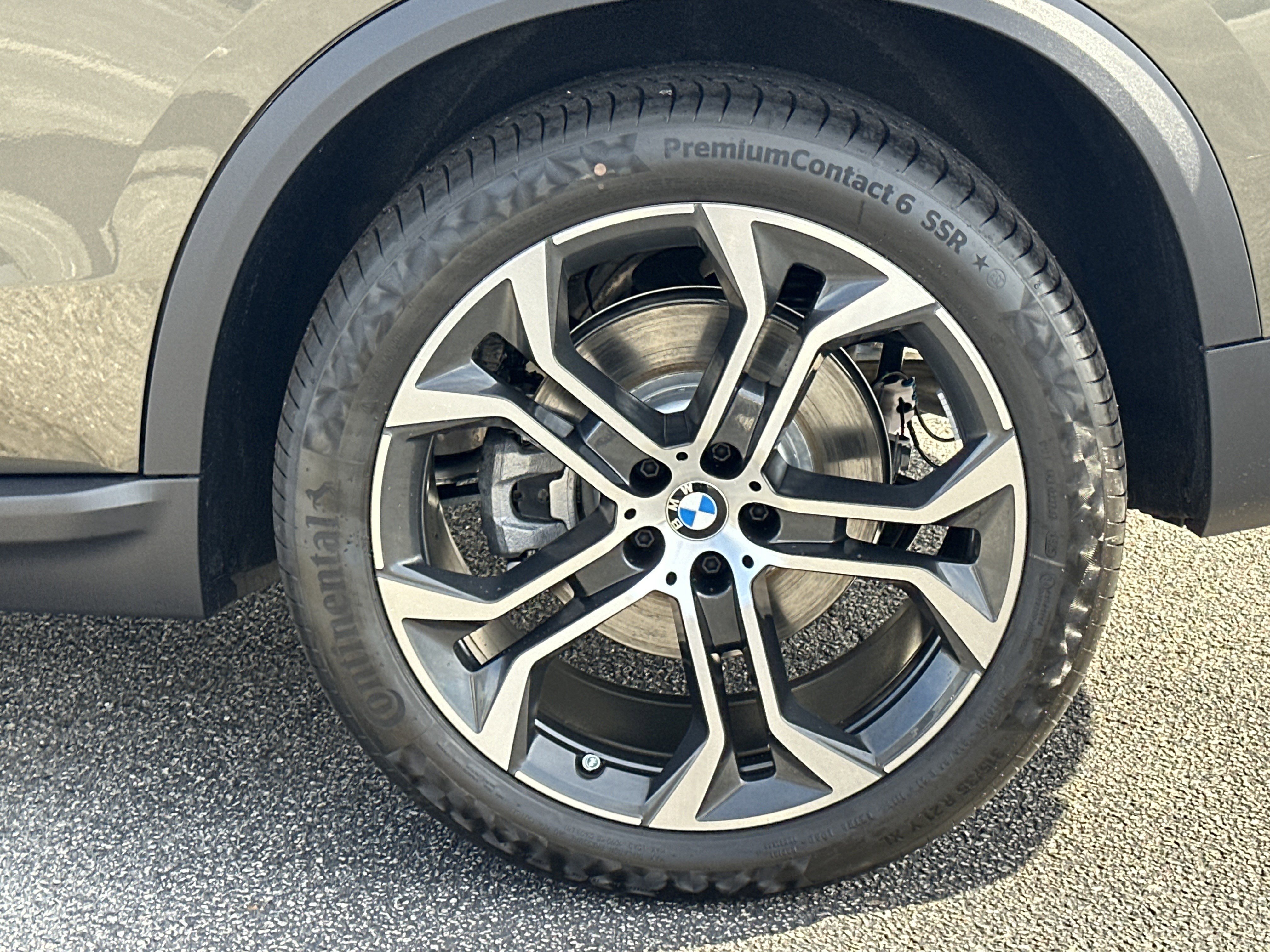 New 2026 BMW X5 xDrive40i w/ Climate Comfort Package AWD/4WD image 38