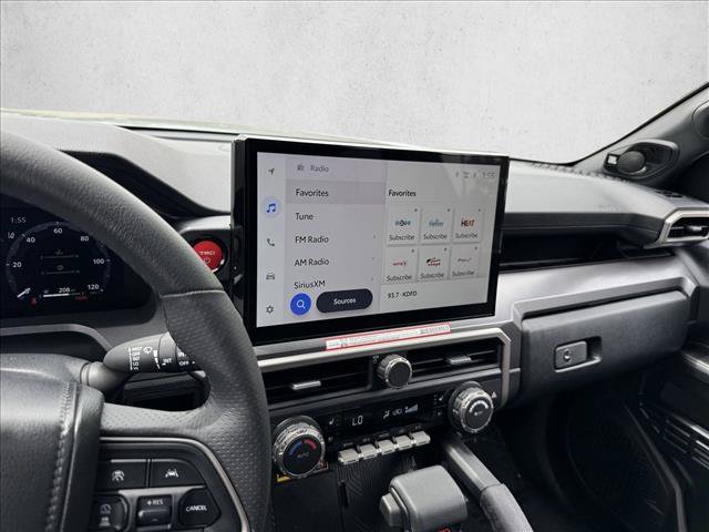 Certified 2025 Toyota 4Runner TRD Off-Road Premium AWD/4WD image 13