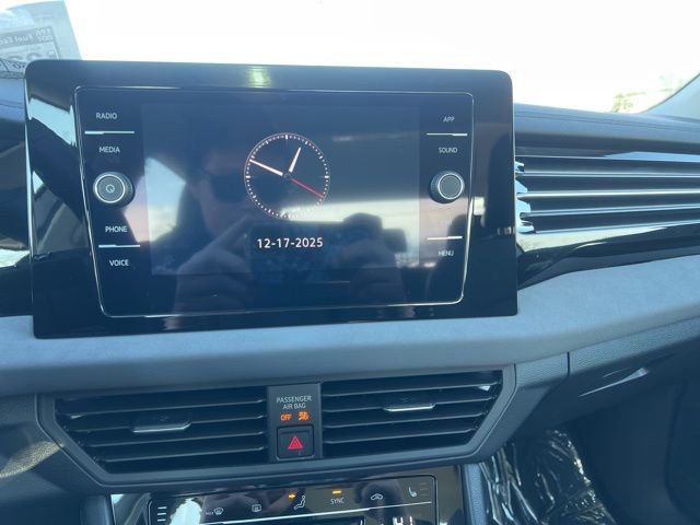 New 2026 Volkswagen Jetta SE image 16