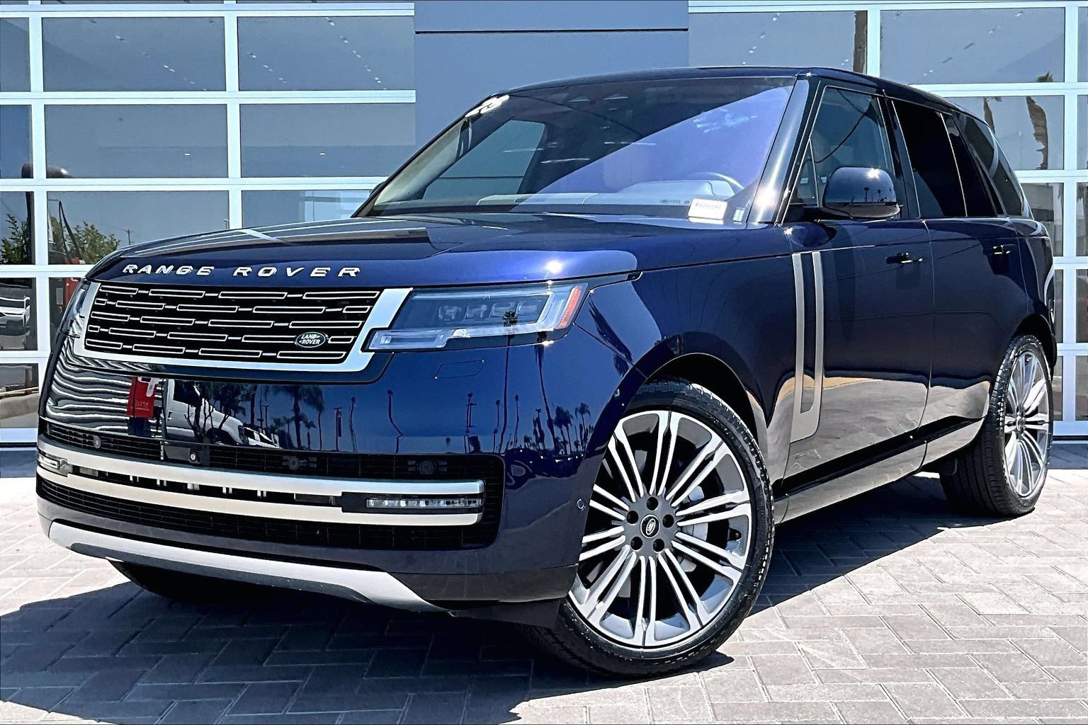 Certified 2023 Land Rover Range Rover SE AWD/4WD image 1
