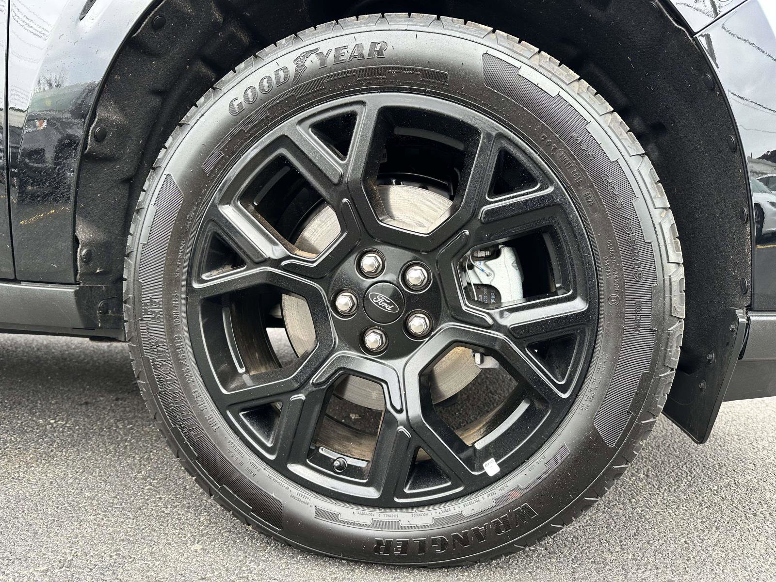 Used 2025 Ford Maverick XLT w/ XLT Luxury Package image 7