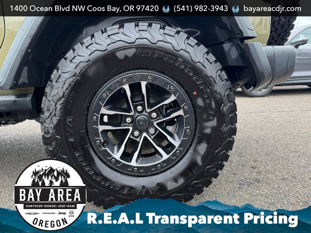 Used 2025 Jeep Wrangler Sport AWD/4WD image 22