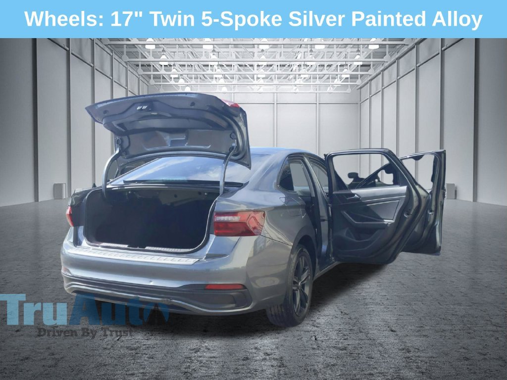 Used 2023 Volkswagen Jetta SE FWD image 15