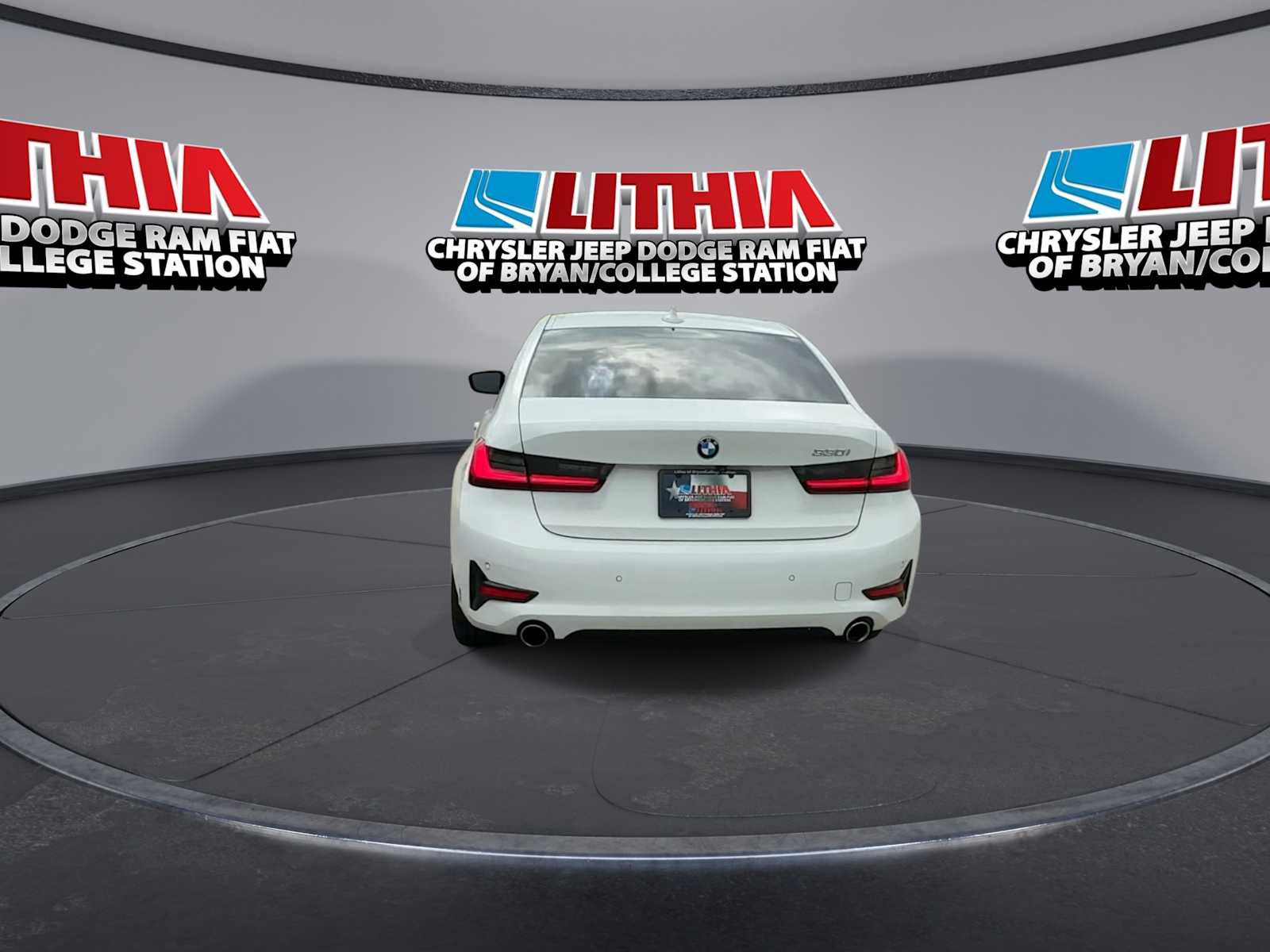 Used 2021 BMW 330i Sedan w/ Convenience Package image 7