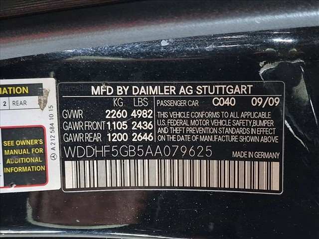 Used 2010 Mercedes-Benz E 350 Sedan image 25