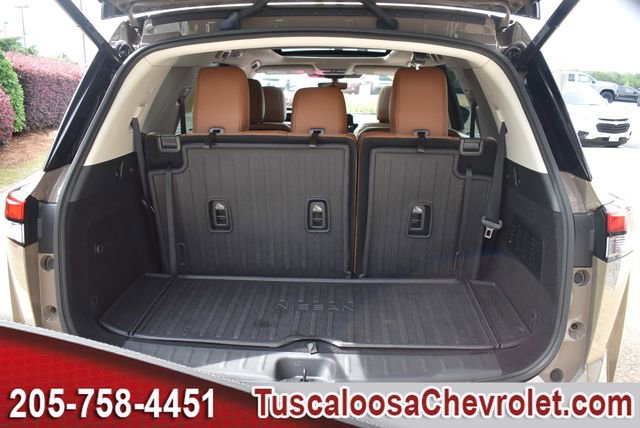 Used 2024 Nissan Pathfinder Platinum FWD image 10