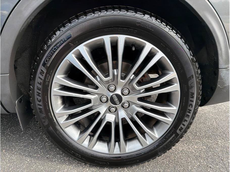 Used 2017 Lincoln MKX Reserve w/ Lincoln MKX Climate Package FWD image 24
