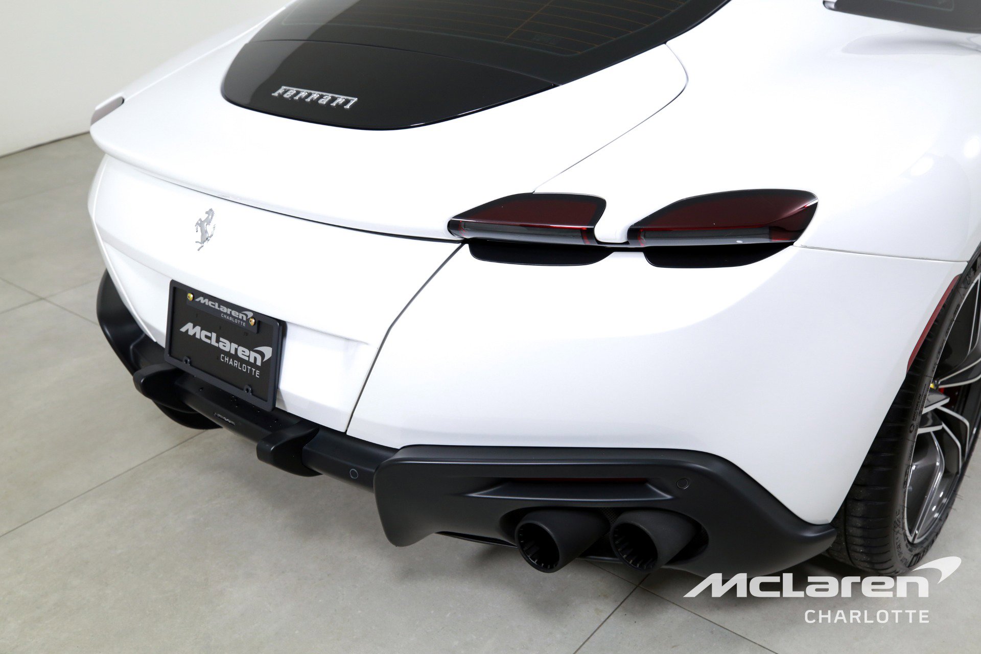 Used 2022 Ferrari Roma image 34