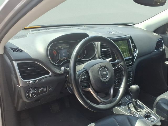 Used 2019 Jeep Cherokee Limited AWD/4WD image 11