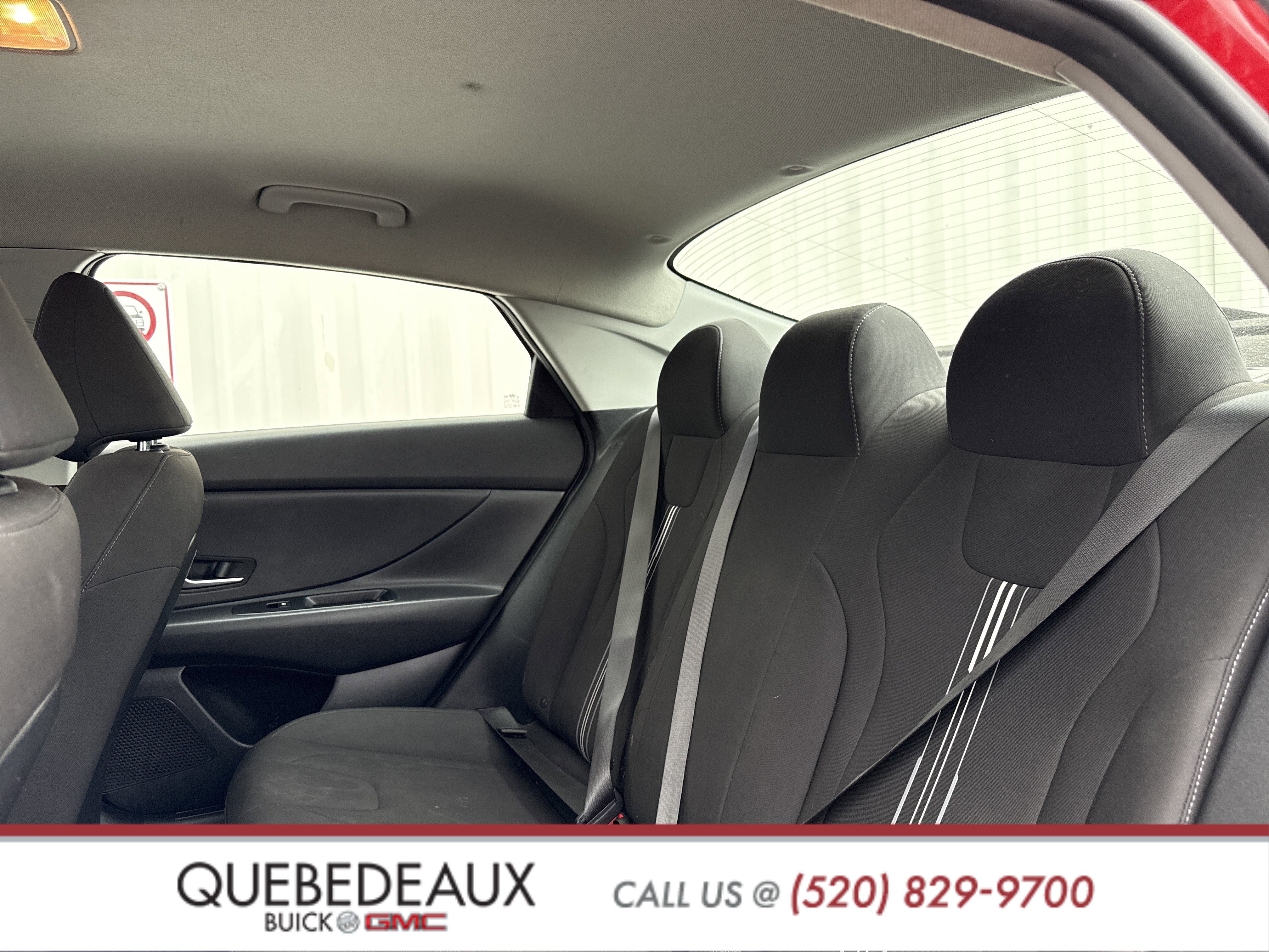 Used 2023 Hyundai Elantra SEL w/ Preferred Accessory Package image 19