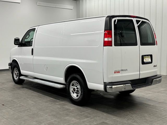 Used 2022 GMC Savana 2500 w/ Driver Convenience Package image 4