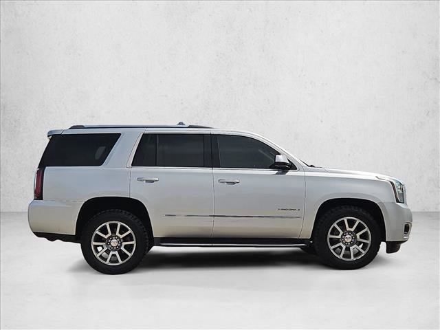 Used 2017 GMC Yukon Denali AWD/4WD image 4