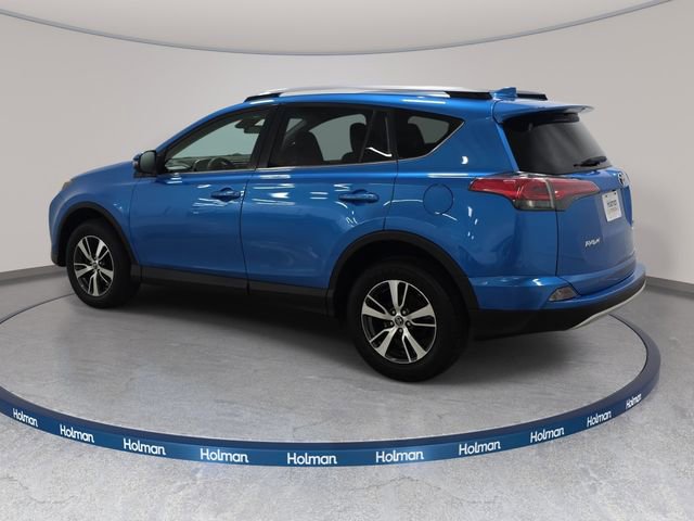 Used 2018 Toyota RAV4 XLE AWD/4WD image 8