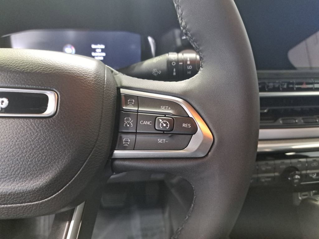 Certified 2023 Jeep Compass Limited w/ Elite Group AWD/4WD image 19