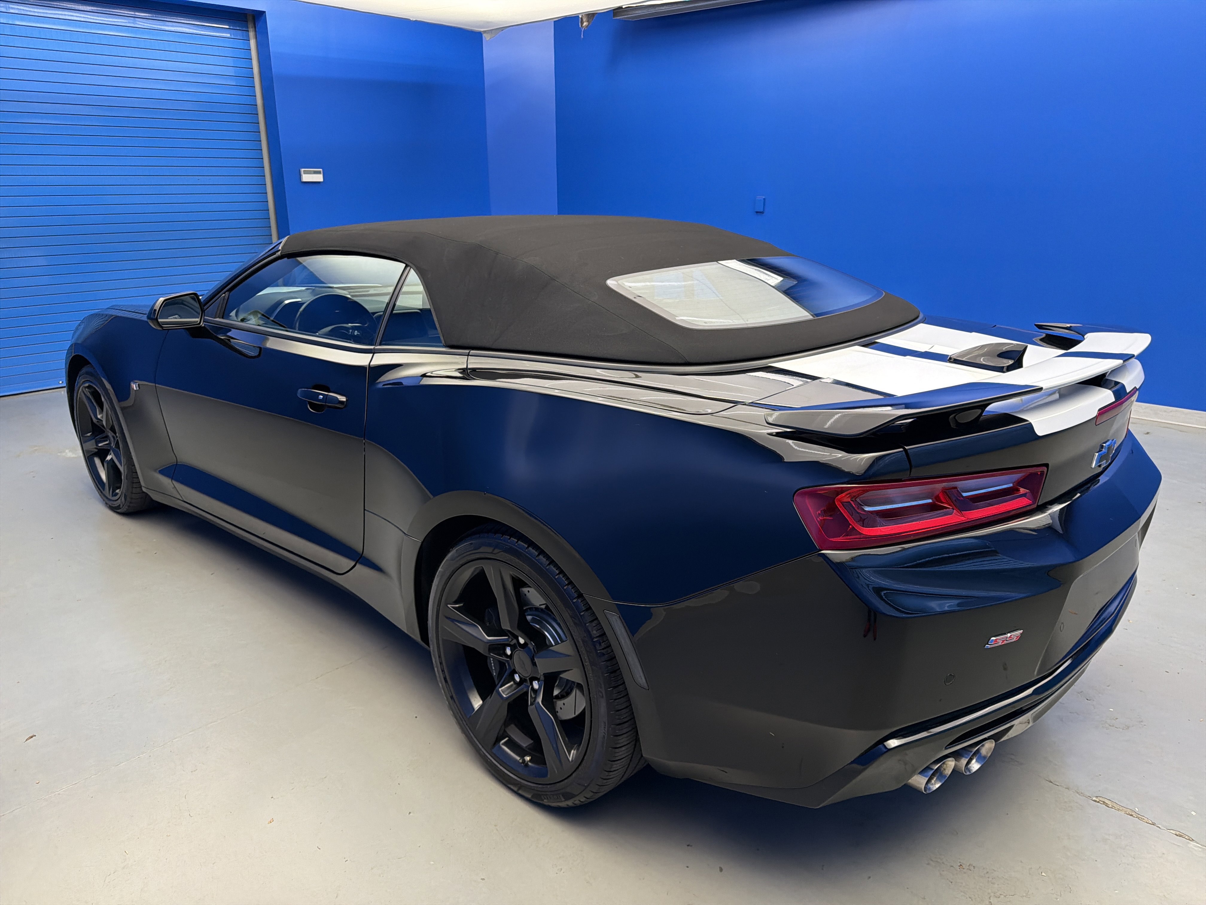 Used 2016 Chevrolet Camaro SS RWD image 5