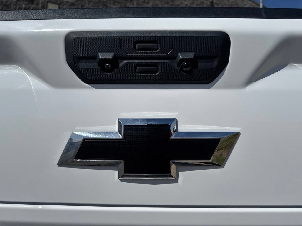 Used 2024 Chevrolet Silverado 1500 Custom Trail Boss w/ LPO, Dark Essentials Package AWD/4WD image 13