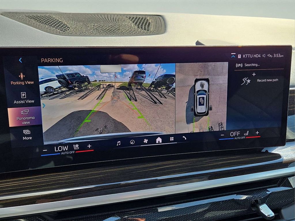 Used 2024 BMW X5 xDrive50e image 25