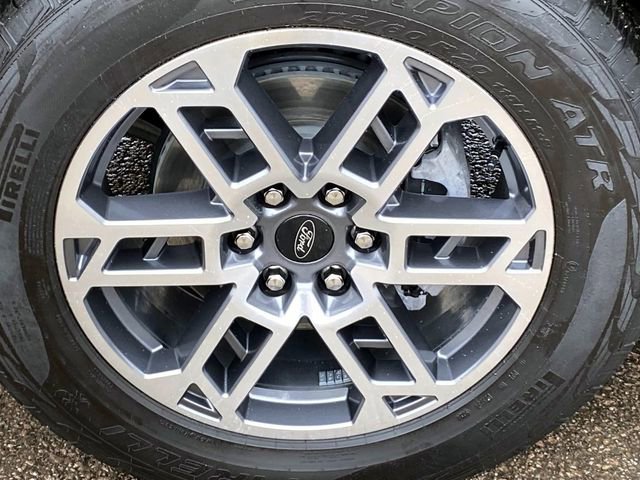 Used 2025 Ford Expedition Active image 29