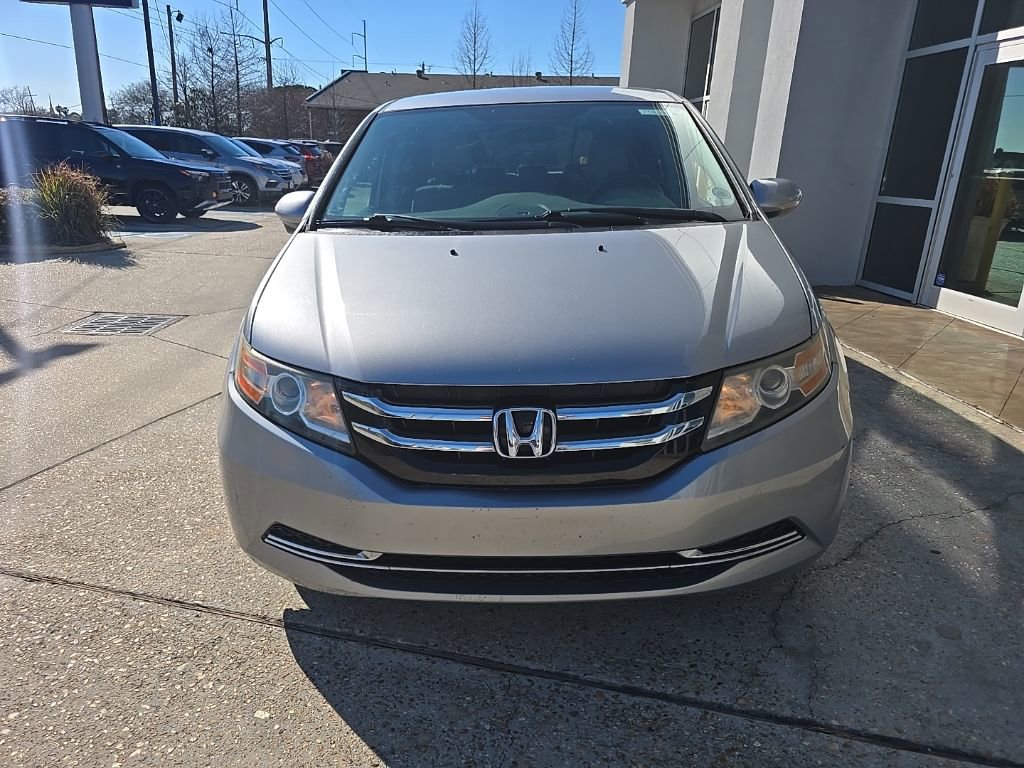 Used 2016 Honda Odyssey SE image 4