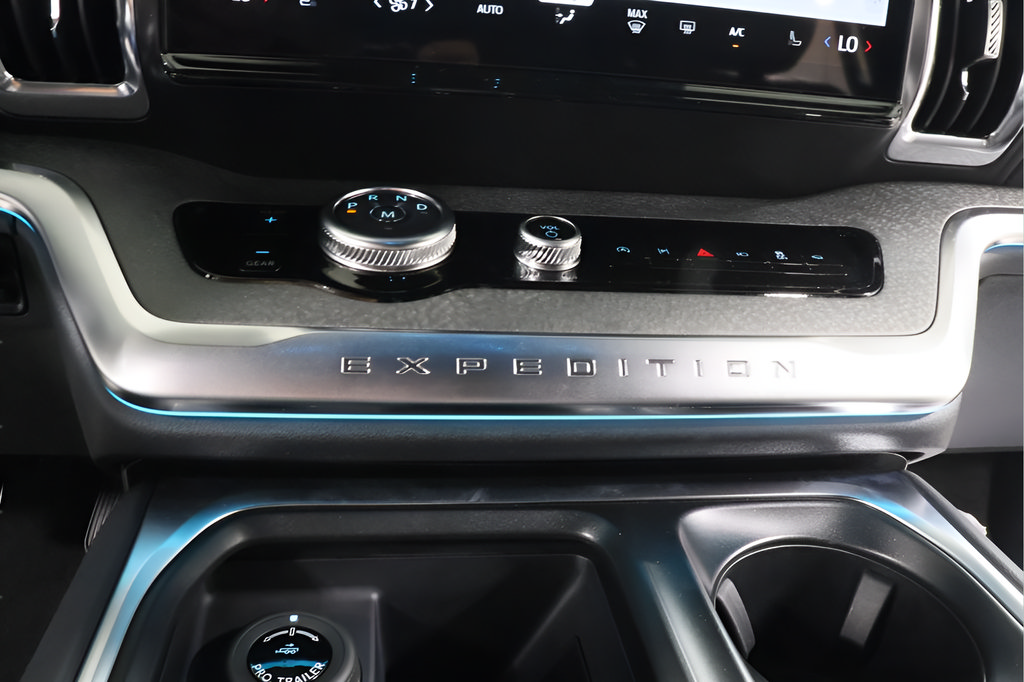 New 2027 Ford Expedition Tremor w/ Driver's Package AWD/4WD image 11