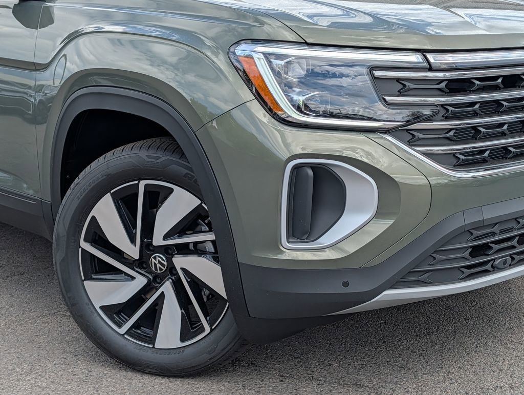 New 2026 Volkswagen Atlas SE image 2