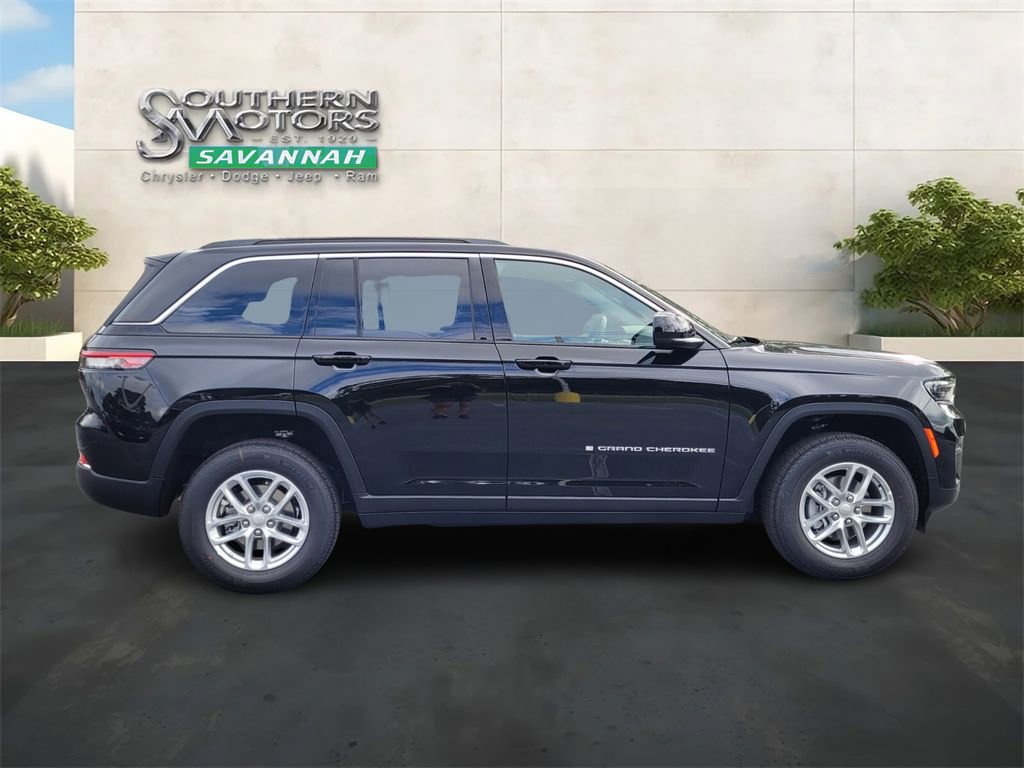 New 2025 Jeep Grand Cherokee Laredo X w/ Luxury Tech Group I image 6